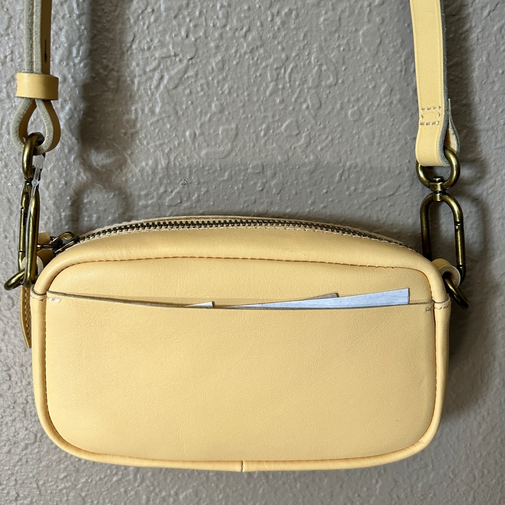 Madewell Mini The Leather
Carabiner Crossbody Bag - Picture 2 of 12